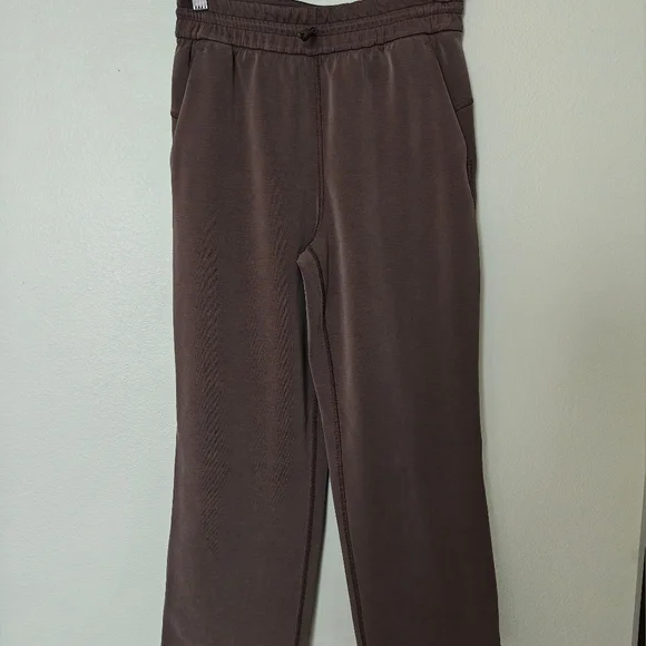 Lululemon Softstreme High-Rise Straight-Leg Cropped Pant - Picture 4 of 10